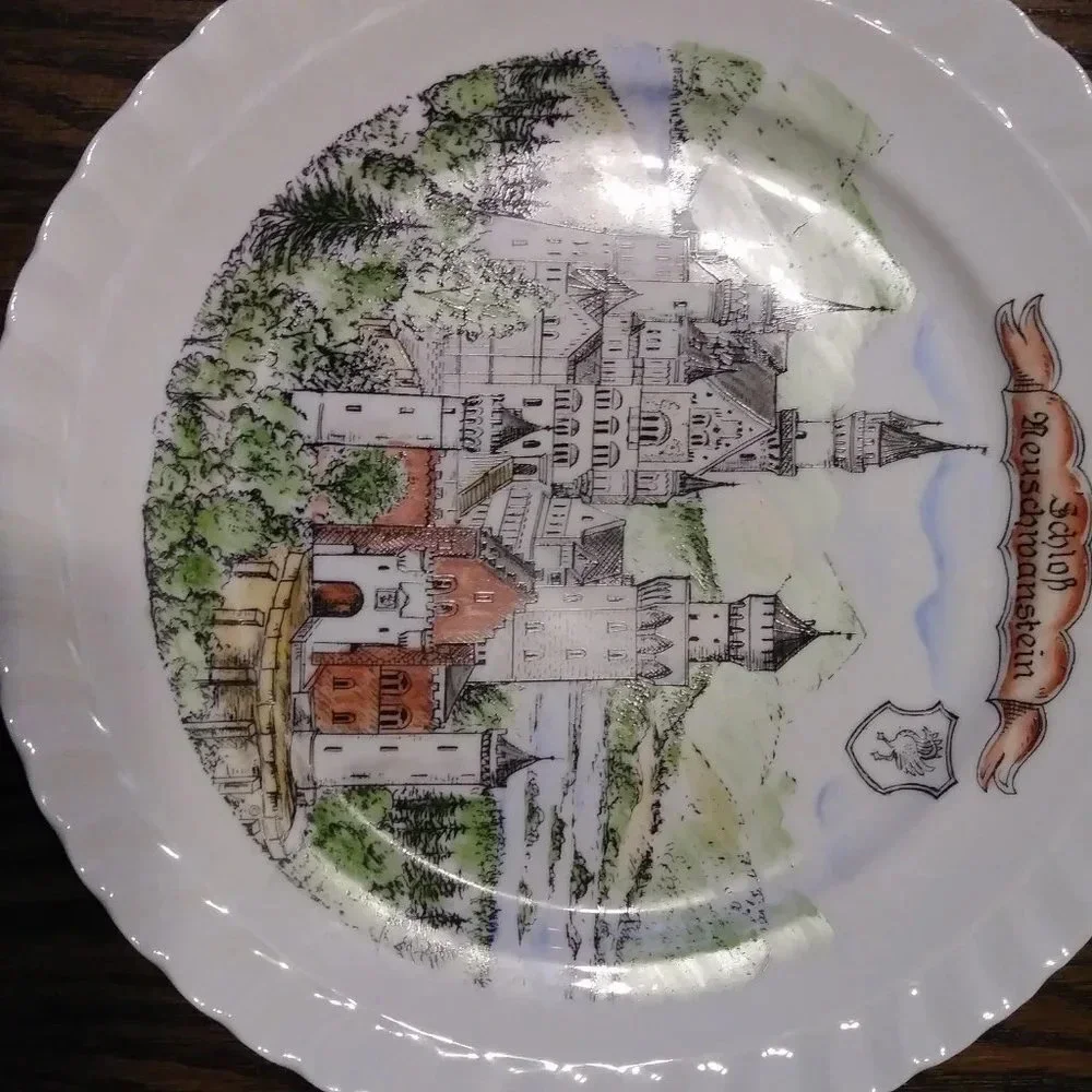 Schloss Neuschwanstein‎ Porcelain Plate